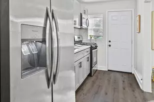 1624 Abbotston St, Baltimore, MD 21218 - Photo 9