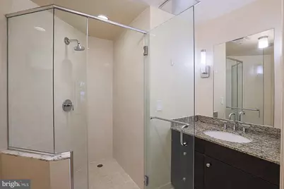 675 President Street #2607, Baltimore, MD 21202 - Photo 11
