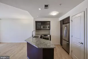 675 President St, Baltimore, MD 21202 - Photo 3