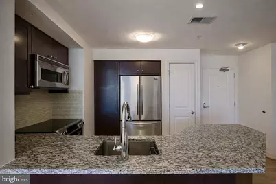 675 President Street #2607, Baltimore, MD 21202 - Photo 5