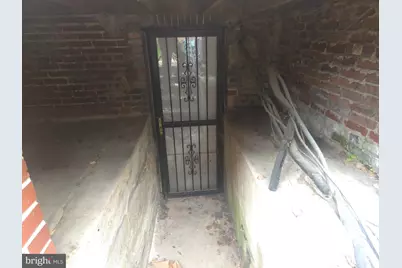 513 N Schroeder Street, Baltimore, MD 21223 - Photo 13