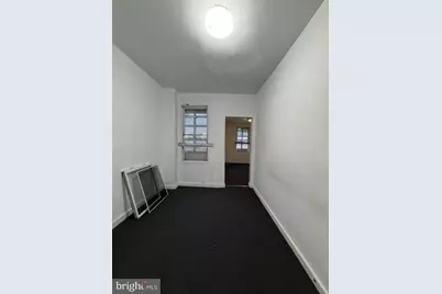 1115 N Lakewood Avenue N, Baltimore, MD 21213 - Photo 13