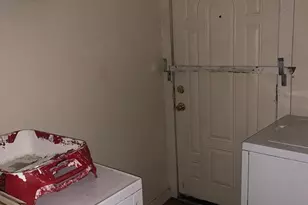3009 Ridgewood Ave, Baltimore, MD 21215 - Photo 11