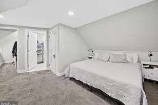 303 E Melrose Ave, Baltimore, MD 21212 - Photo 9