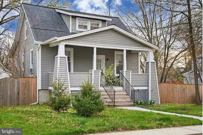 303 E Melrose Avenue, Baltimore, MD 21212 - Photo 1