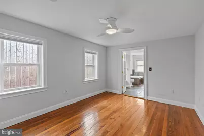 2038 E Pratt Street, Baltimore, MD 21231 - Photo 21