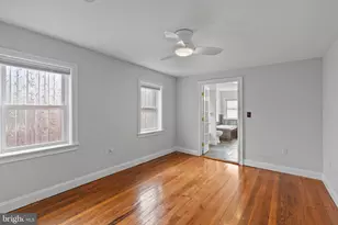 2038 E Pratt St, Baltimore, MD 21231 - Photo 21