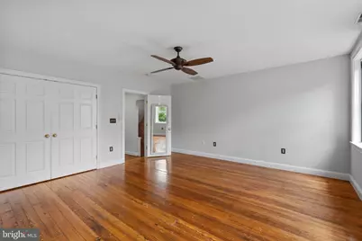 2038 E Pratt Street, Baltimore, MD 21231 - Photo 17