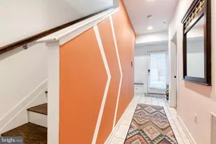 25 Yogurt Ln, Baltimore, MD 21231 - Photo 13