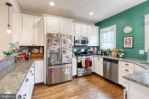 25 Yogurt Ln, Baltimore, MD 21231 - Photo 9