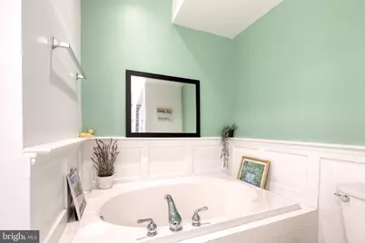 25 Yogurt Lane, Baltimore, MD 21231 - Photo 19