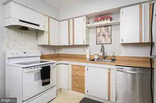6711 Park Heights Ave, Baltimore, MD 21215 - Photo 11