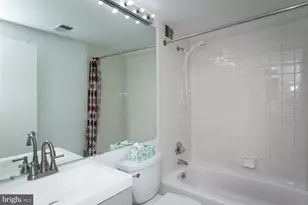 6711 Park Heights Ave, Baltimore, MD 21215 - Photo 21