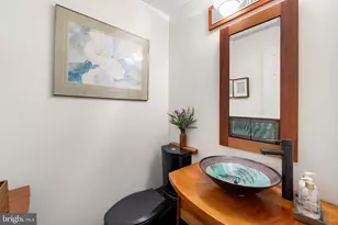 121 W Lee St, Baltimore, MD 21201 - Photo 23
