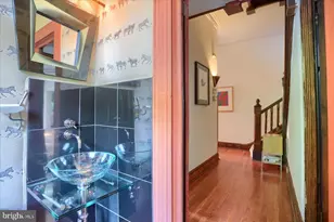 131 W Lanvale St, Baltimore, MD 21217 - Photo 9