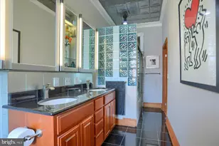 131 W Lanvale St, Baltimore, MD 21217 - Photo 25