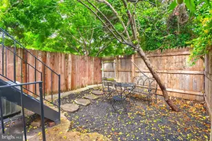 2331 N Calvert St, Baltimore, MD 21218 - Photo 51