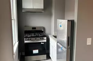 2124 Maryland Ave, Baltimore, MD 21218 - Photo 5