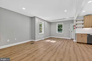 3045 Fleetwood Ave, Baltimore, MD 21214 - Photo 9