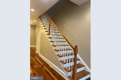 411 E Lafayette Avenue E, Baltimore, MD 21202 - Photo 15