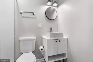 640 Melvin Dr, Baltimore, MD 21230 - Photo 17