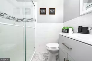 1226 N Augusta Ave, Baltimore, MD 21229 - Photo 11