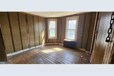1746 E Oliver Street, Baltimore, MD 21213 - Photo 13