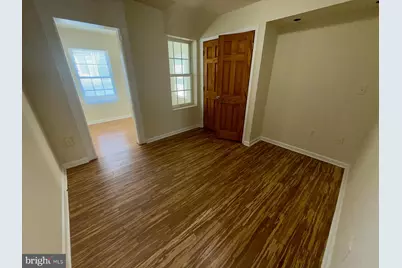 402 E 28th Street E, Baltimore, MD 21218 - Photo 7