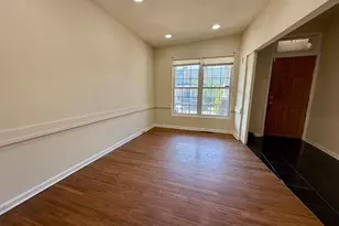 402 E 28th Street E, Baltimore, MD 21218 - Photo 3