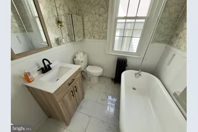 513 E 41st Street E, Baltimore, MD 21218 - Photo 11
