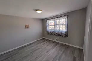 4718 Parkside Dr, Baltimore, MD 21206 - Photo 9