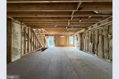 121 N Hilton Street, Baltimore, MD 21229 - Photo 3