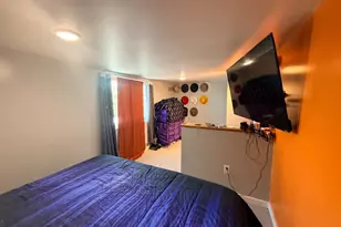 1323 W Fayette St, Baltimore, MD 21223 - Photo 25