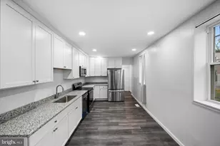 2011 N Pulaski St, Baltimore, MD 21217 - Photo 7