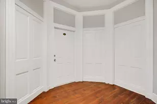 106 W Saratoga St, Baltimore, MD 21201 - Photo 7