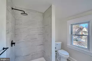 6504 Rosemont Ave, Baltimore, MD 21206 - Photo 37
