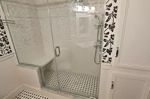 3801 Canterbury Rd, Baltimore, MD 21218 - Photo 15