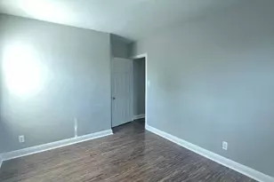 2237 Saratoga St, Baltimore, MD 21223 - Photo 11