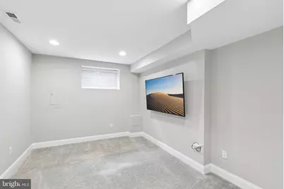322 S Clinton Street S, Baltimore, MD 21224 - Photo 23