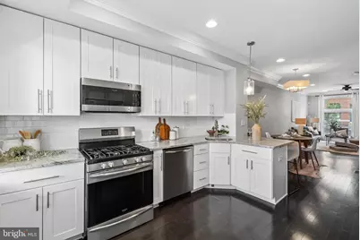 322 S Clinton Street S, Baltimore, MD 21224 - Photo 11