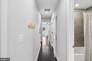 322 S Clinton Street S, Baltimore, MD 21224 - Photo 35