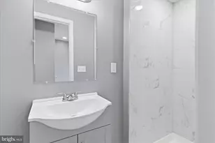 1512 W Pratt St, Baltimore, MD 21223 - Photo 13
