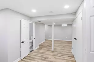 642 Queensgate Rd, Baltimore, MD 21229 - Photo 25