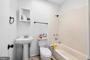 1725 Gwynns Falls Pkwy, Baltimore, MD 21217 - Photo 31
