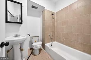 1725 Gwynns Falls Pkwy, Baltimore, MD 21217 - Photo 25