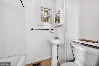 1725 Gwynns Falls Parkway, Baltimore, MD 21217 - Photo 11