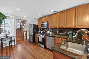 18 S Washington St, Baltimore, MD 21231 - Photo 11