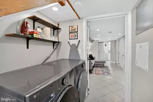 18 S Washington St, Baltimore, MD 21231 - Photo 45