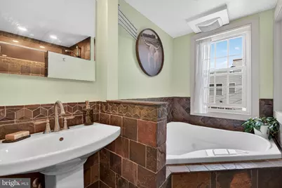 18 S Washington Street, Baltimore, MD 21231 - Photo 25