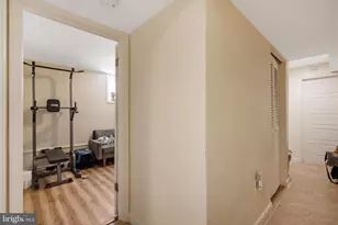 2304 Eutaw Pl, Baltimore, MD 21217 - Photo 31